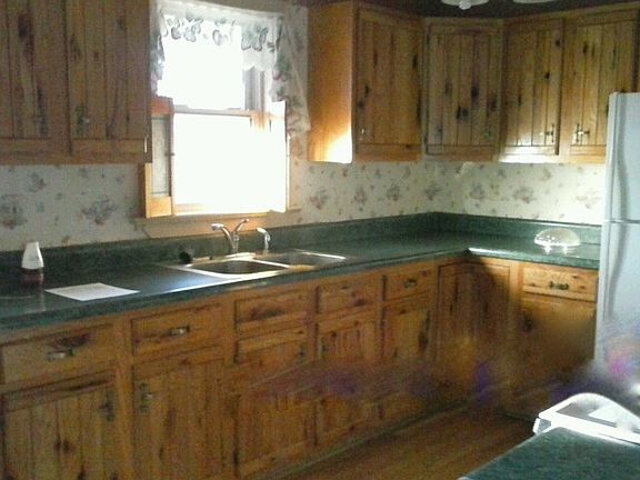 4th image of 125 Dewdrop Ln