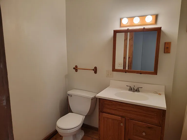122 E Park St #122 — Photo 14