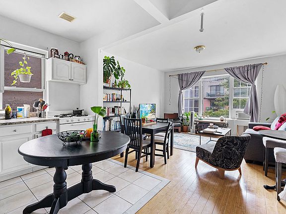 3rd image of 221 Montrose Ave APT 3