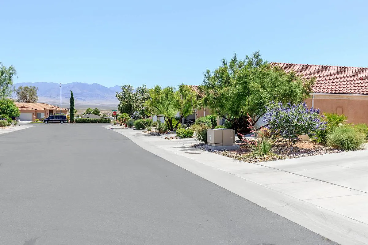 Desert Winds — Photo 1