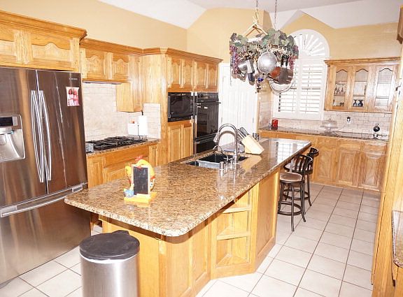 2nd image of 26 Emerald Forest Dr