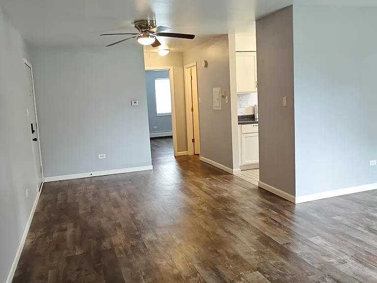 14745 Kilpatrick Ave #1W — Photo 4