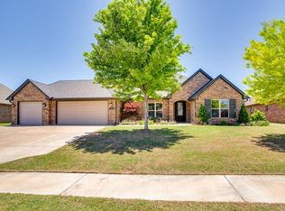 4921 Deerfield Ave, Enid, OK 73703