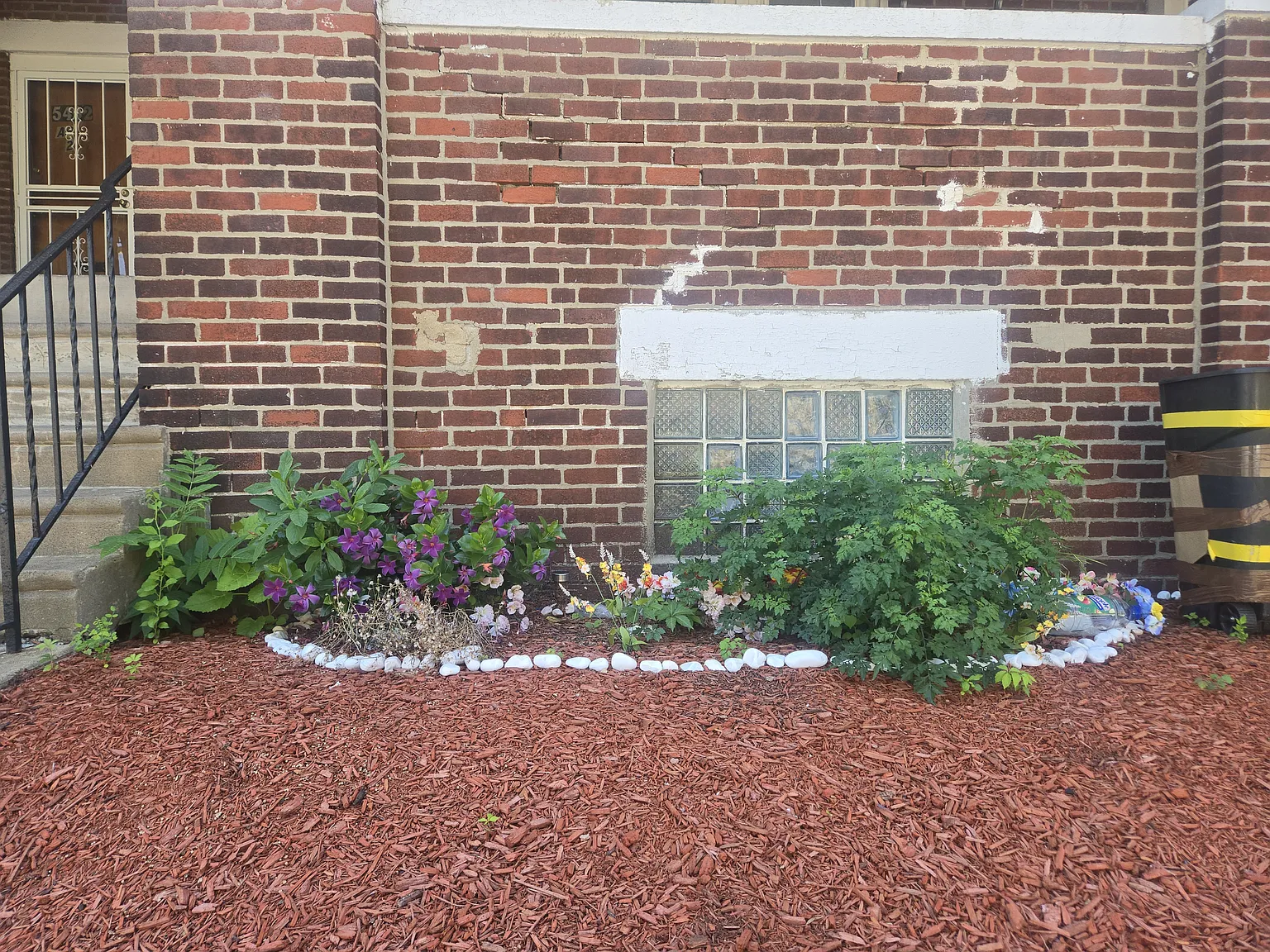 2 bed, 960 sqft, $1,250 — Photo 2