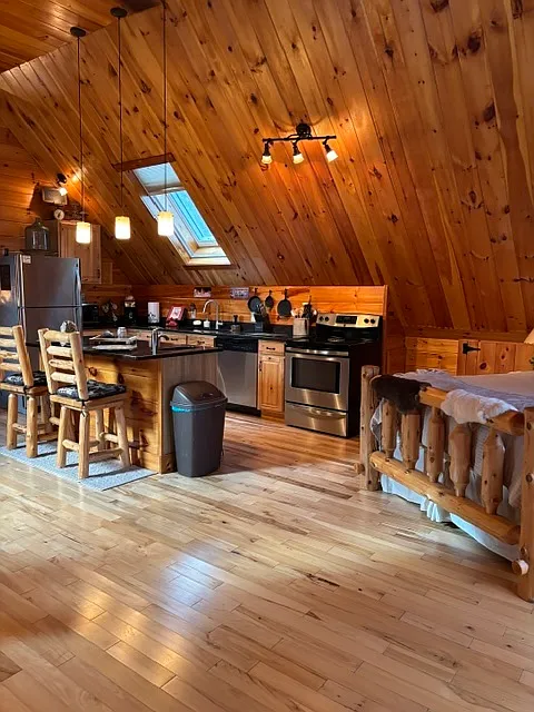 1 bed, 700 sqft, $1,700 — Photo 4