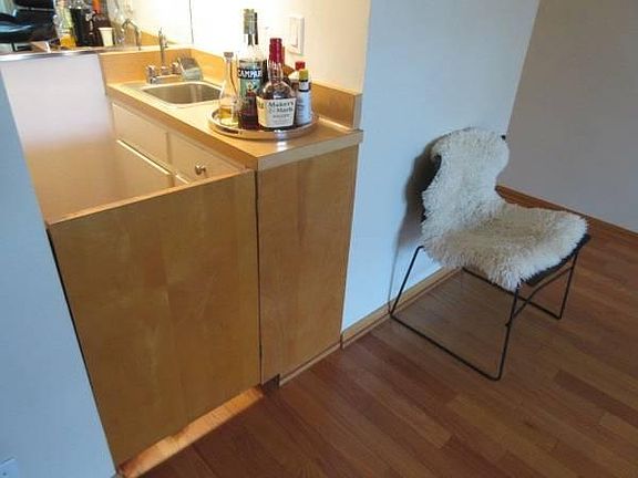 2nd image of 1411 N Harper Ave APT 5
