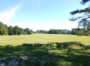 218 Range Rd, Hope Mills, NC 28348