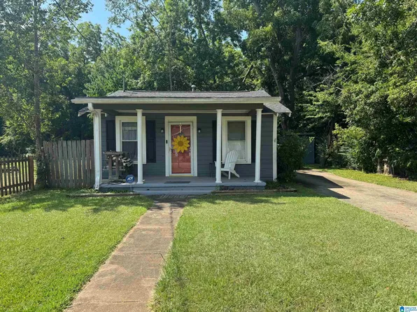 518 Mountain St NW, Jacksonville, AL 36265