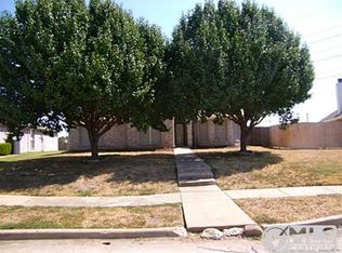 2834 Kingswood Dr, Garland, TX 75040