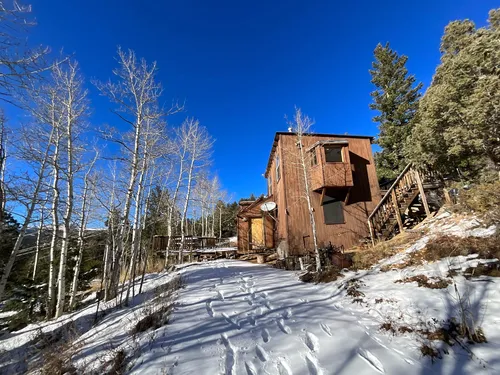 2057 Cold Springs Rd Photo 1