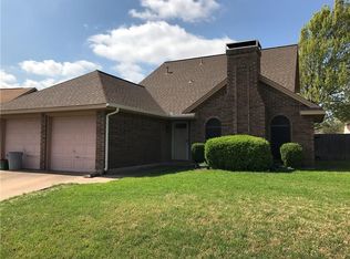 5521 Maurie Dr, Haltom City, TX 76148