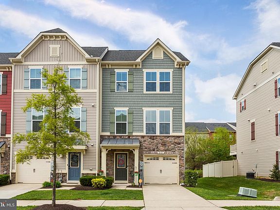 2nd image of 627 Foxwood Dr