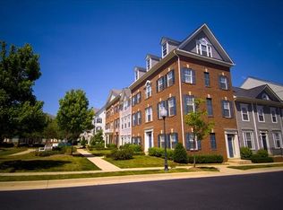 1466 N Highview Ln, Alexandria, VA 22311
