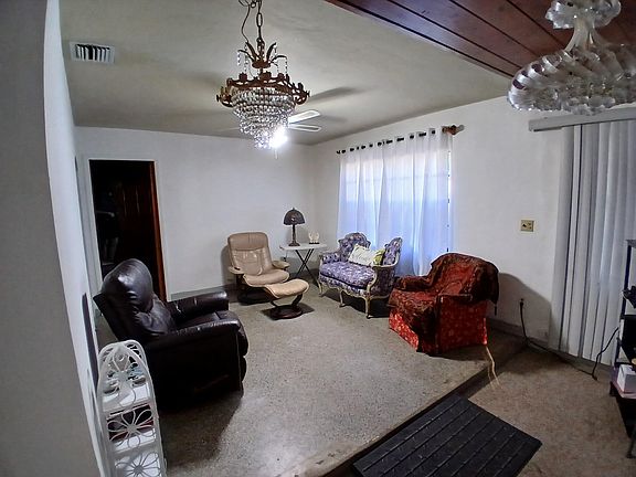 4th image of 239 Gulfstream Blvd. ( Se 36 Ave.) Boulevard