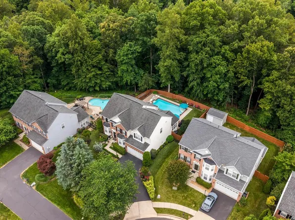 15342 Colonel Tansill Ct, Woodbridge, VA 22193