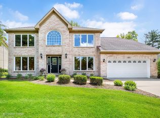 307 Millcreek Ln, Naperville, IL 60540