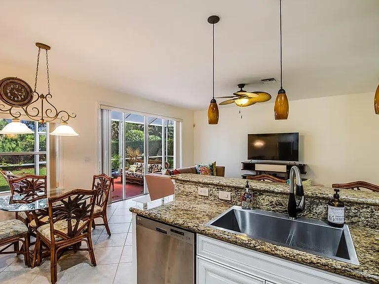 3690 Old Lighthouse Cir — Photo 10