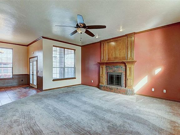 3rd image of 1305 SW 114th St