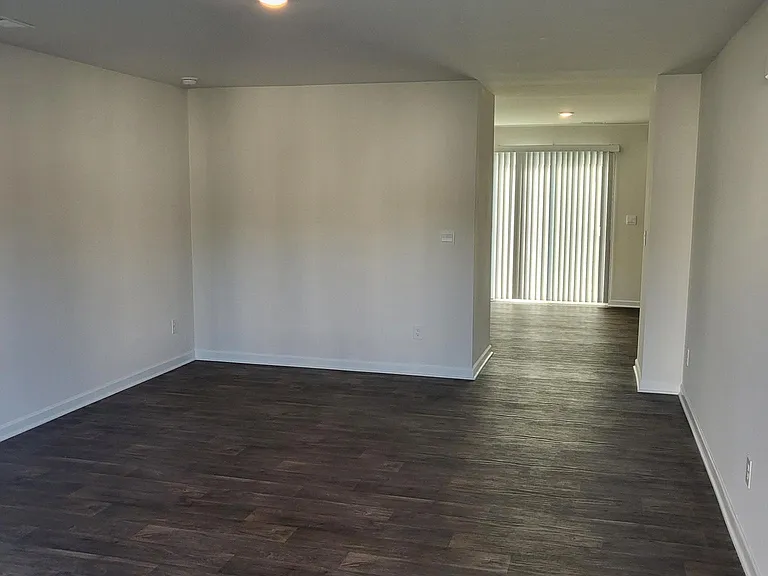 2209 Lilium Dr — Photo 4