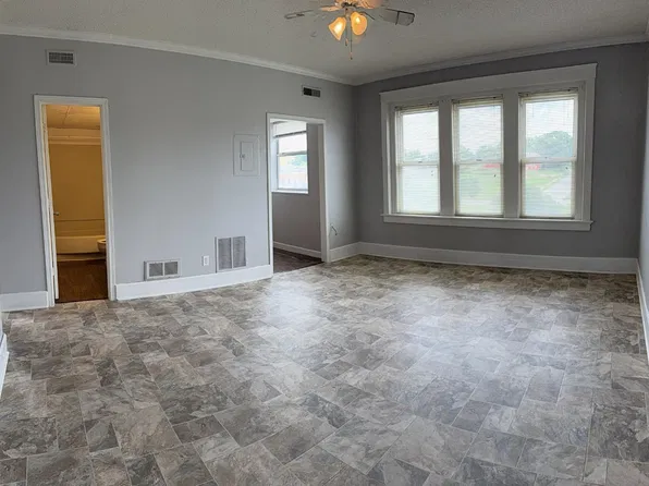 716-720 E Faraon St, Saint Joseph, MO 64501