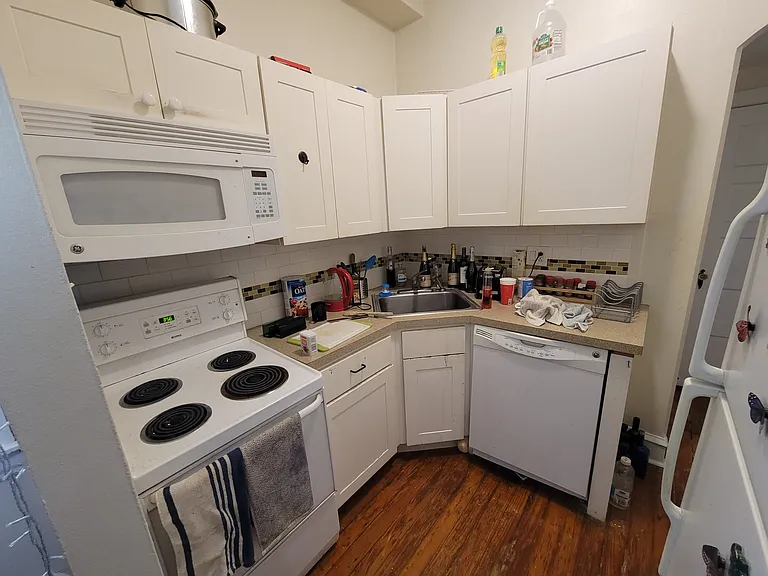 4617 Spruce St #2F — Photo 26