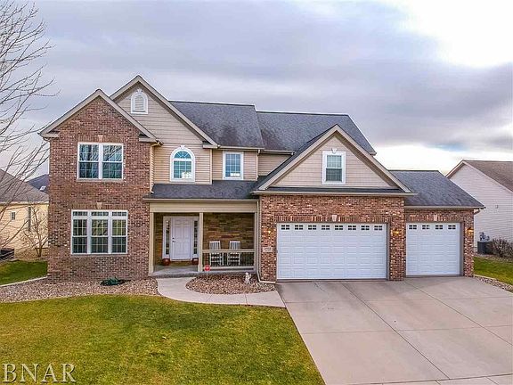 3rd image of 3703 Gina Dr