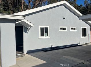 1011 N Jackson St, Santa Ana, CA 92703