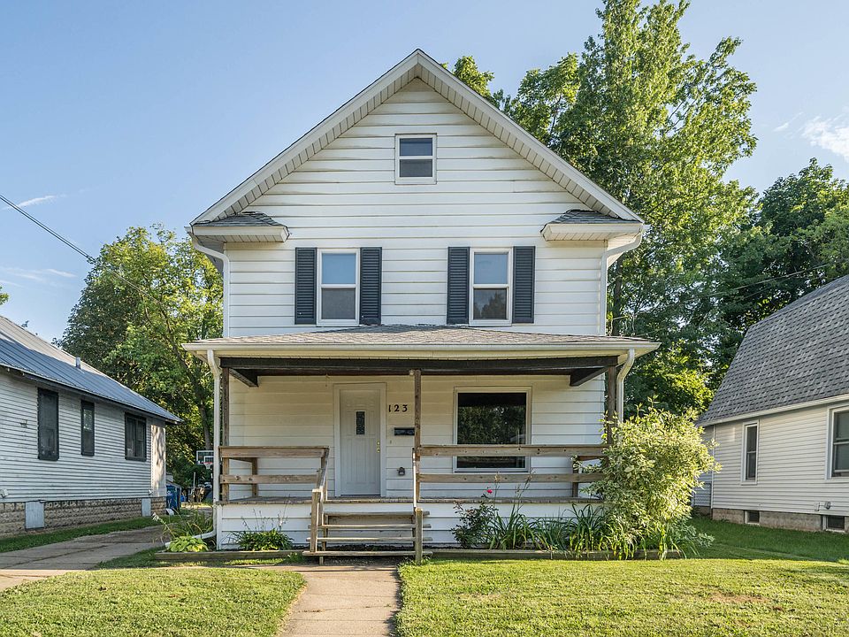 1st image of 123 Winter St