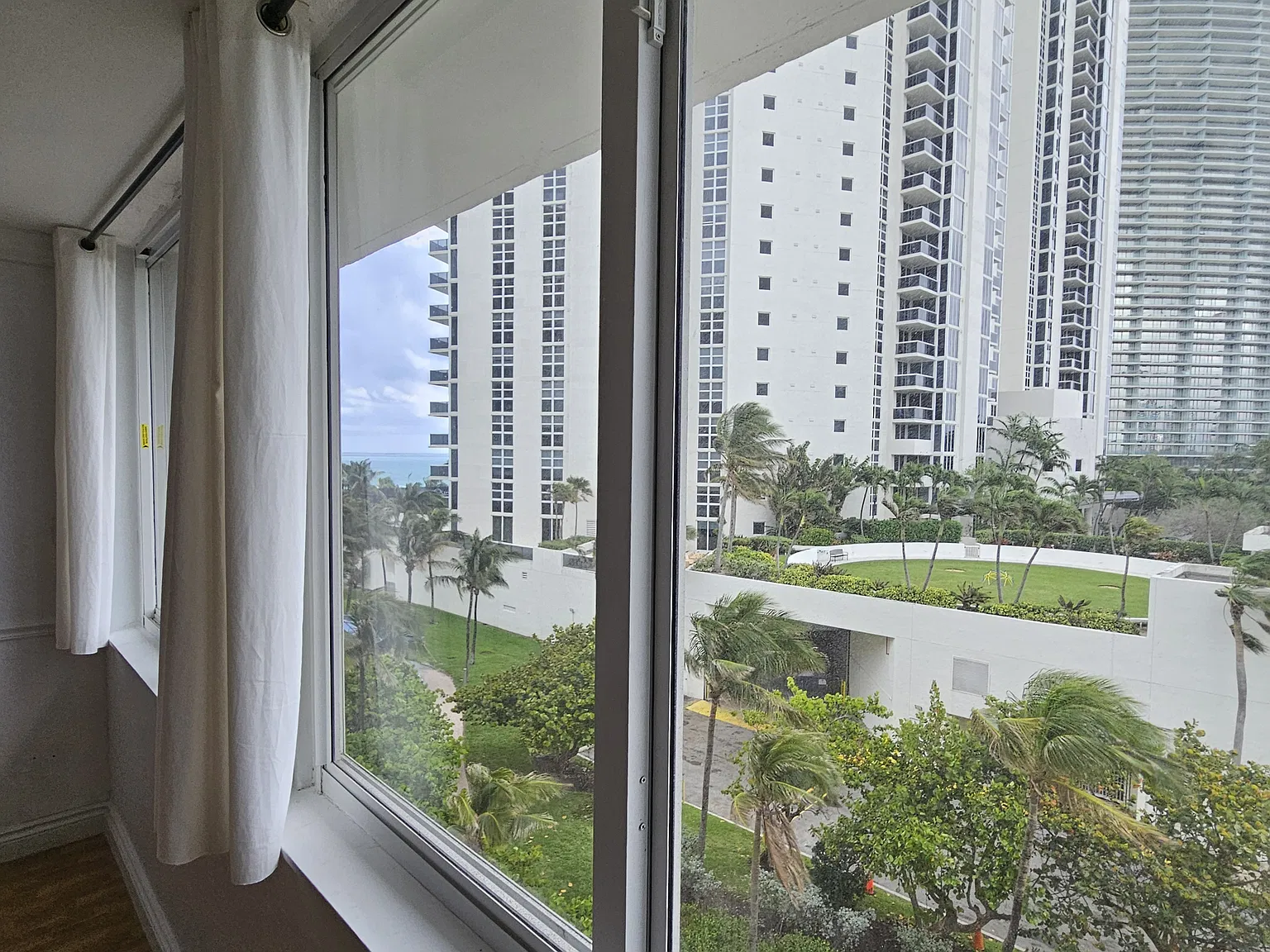 1 bed, 360 sqft, $1,980 — Photo 3