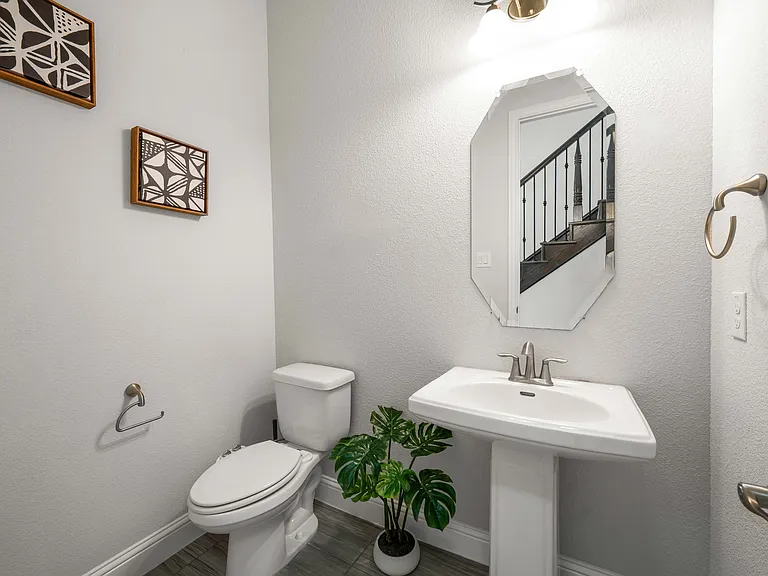 633 Ansley Way — Photo 13