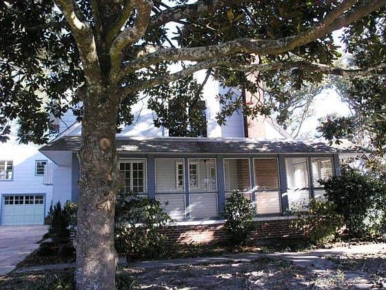1st image of 127 Circle Dr