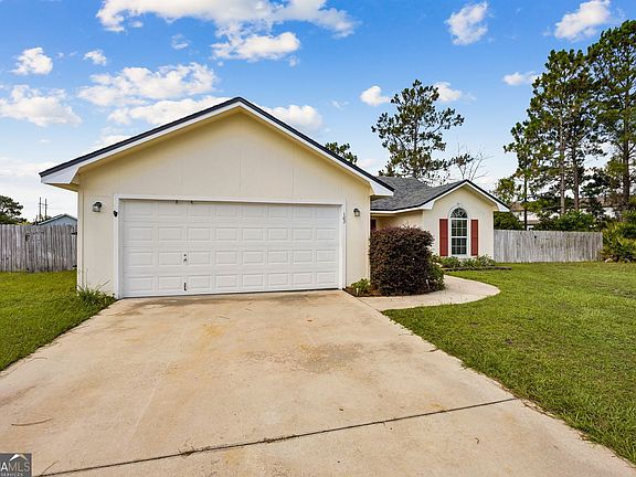 3rd image of 103 Cattail Ct