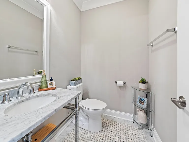 1513 W Diversey Pkwy #1517-1E — Photo 13
