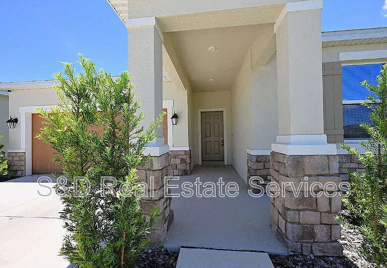 685 Crown Rose Dr — Photo 36