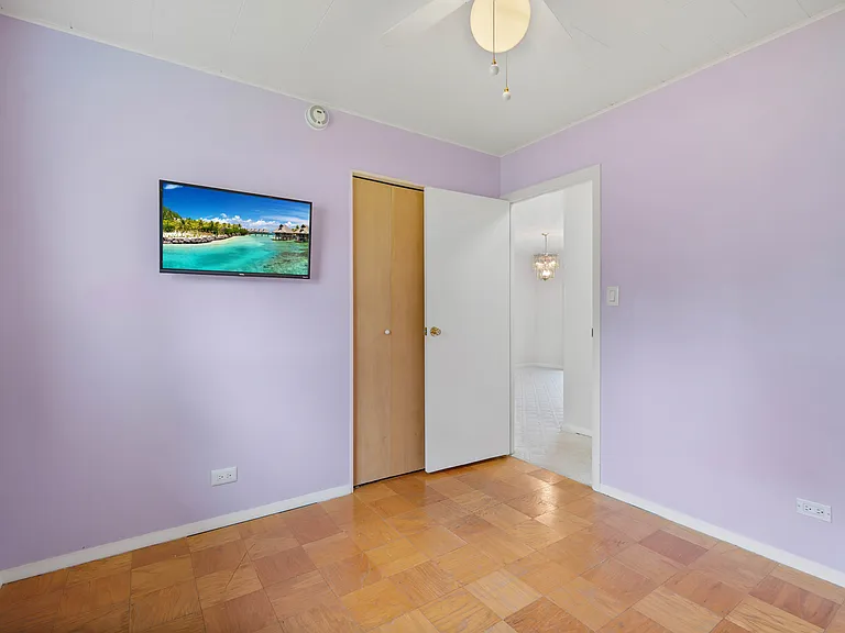 818 Leahy Cir — Photo 9