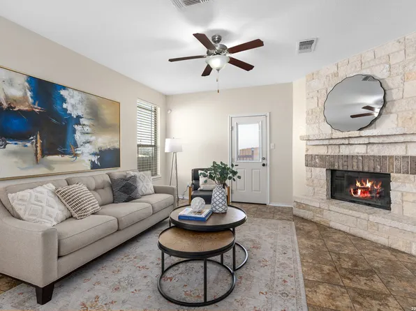 5741 Bill Hass, Schertz, TX 78108