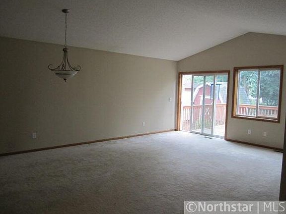 3rd image of 1930 Cottage Avenue E