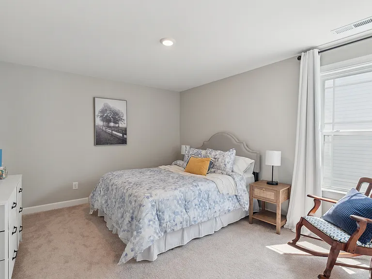 7989 Regiment Dr — Photo 29