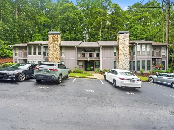 4097 Woodridge Way, Tucker, GA 30084