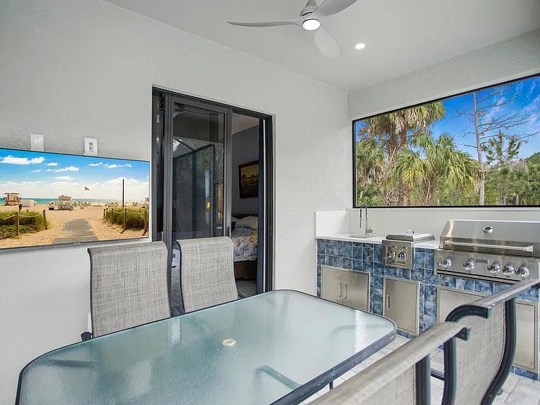 outdoor kitchen
