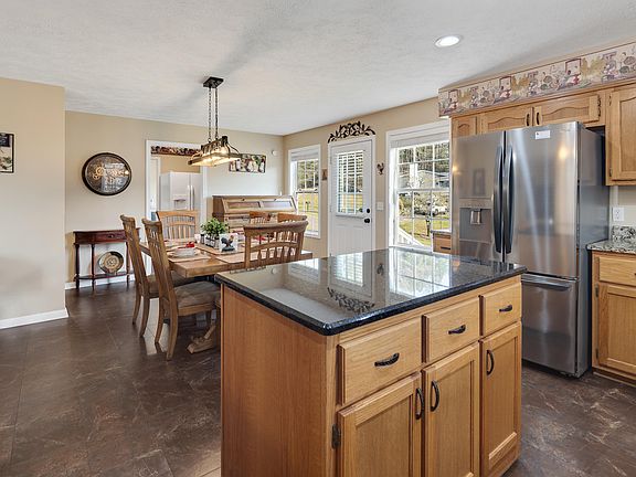 14th image of this home