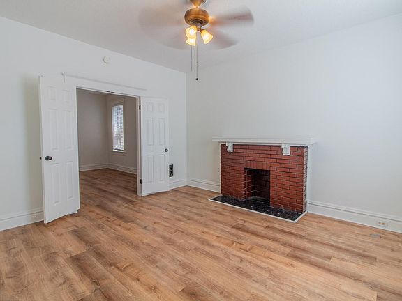 2nd image of 1909 Allen Ave #A