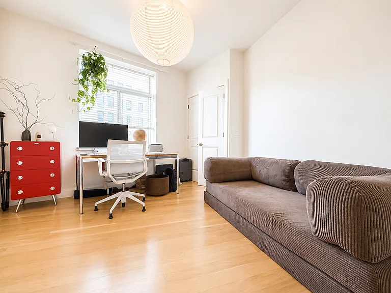 100 Engert Ave #2F — Photo 8