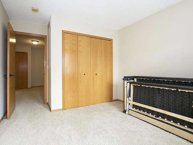 8460 Kimball Dr — Photo 17