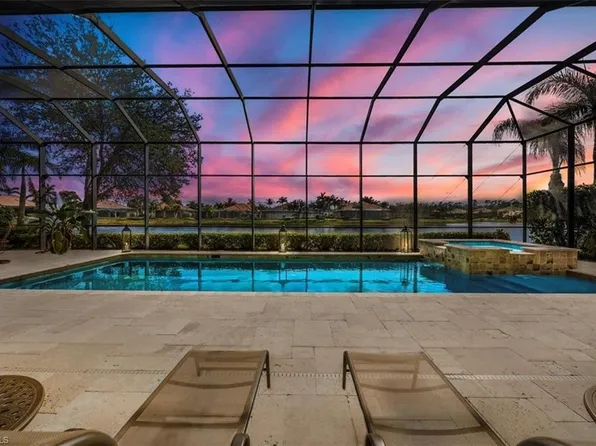 6504 Costa CIR, NAPLES, FL 34113