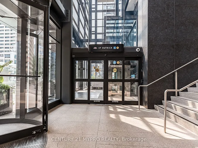 488 University Ave #2010 — Photo 17