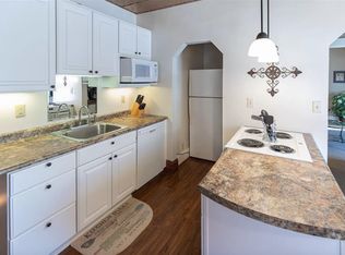 1621 E Superior St #2A, Duluth, MN 55812