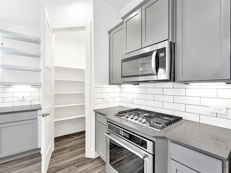 153 Aurora Springs Dr — Photo 10