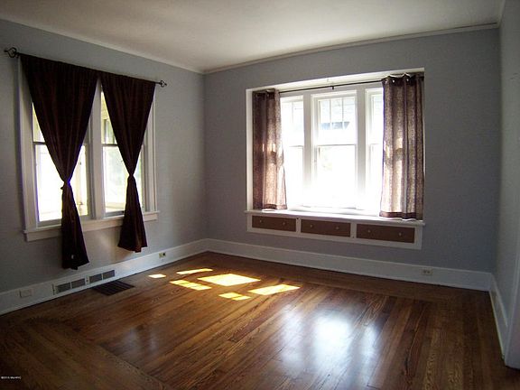 5th image of 248 W 24th St