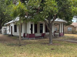 201 S Rio Grande St, Granger, TX 76530